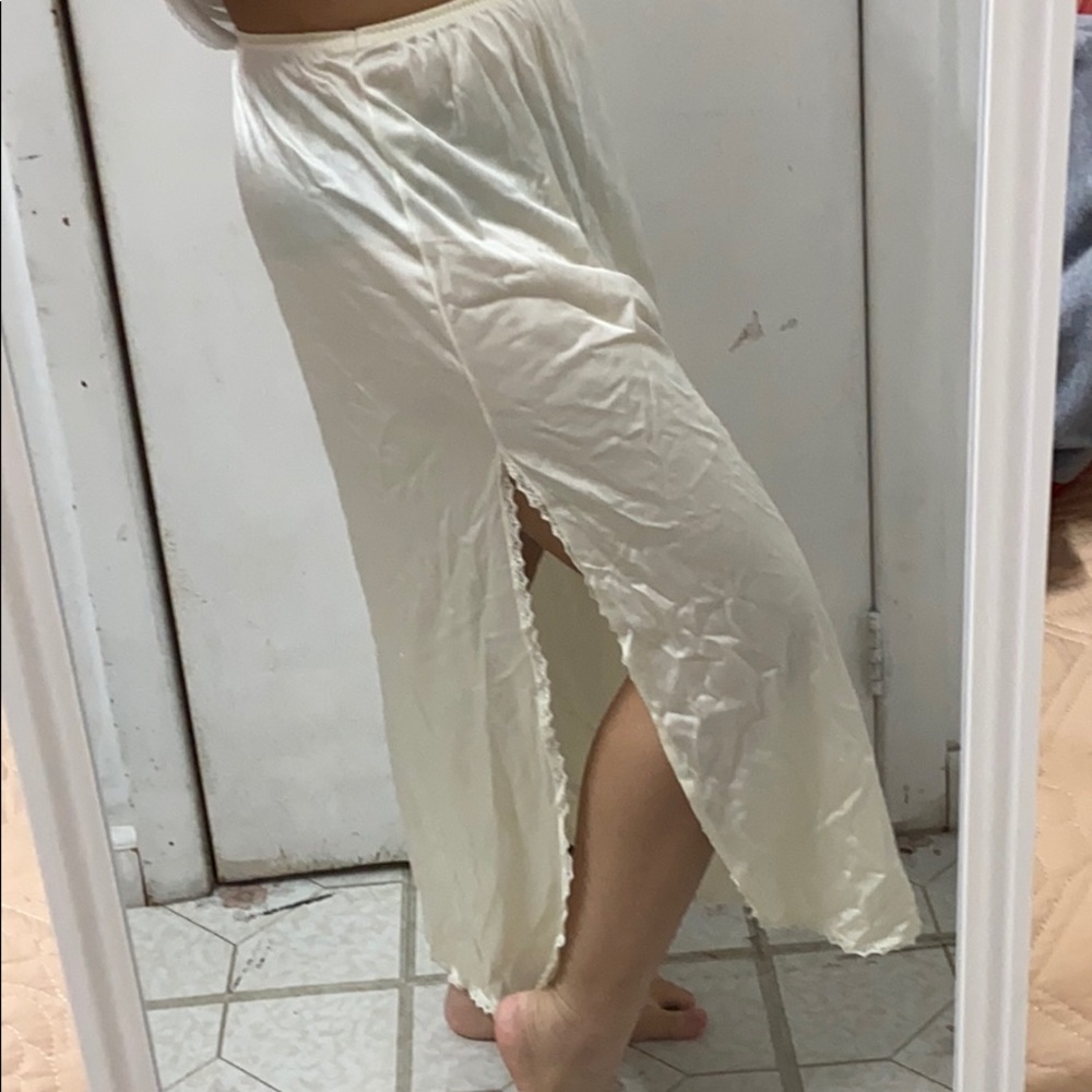 Slip skirt